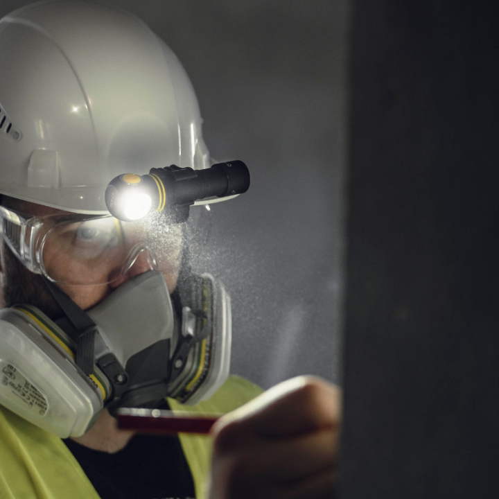 Latarka Armytek Elf C2 USB-C Warm Ciepłe Światło
