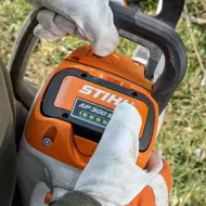 Akumulatorowa pilarka łańcuchowa Stihl MSA 220 C-B panel